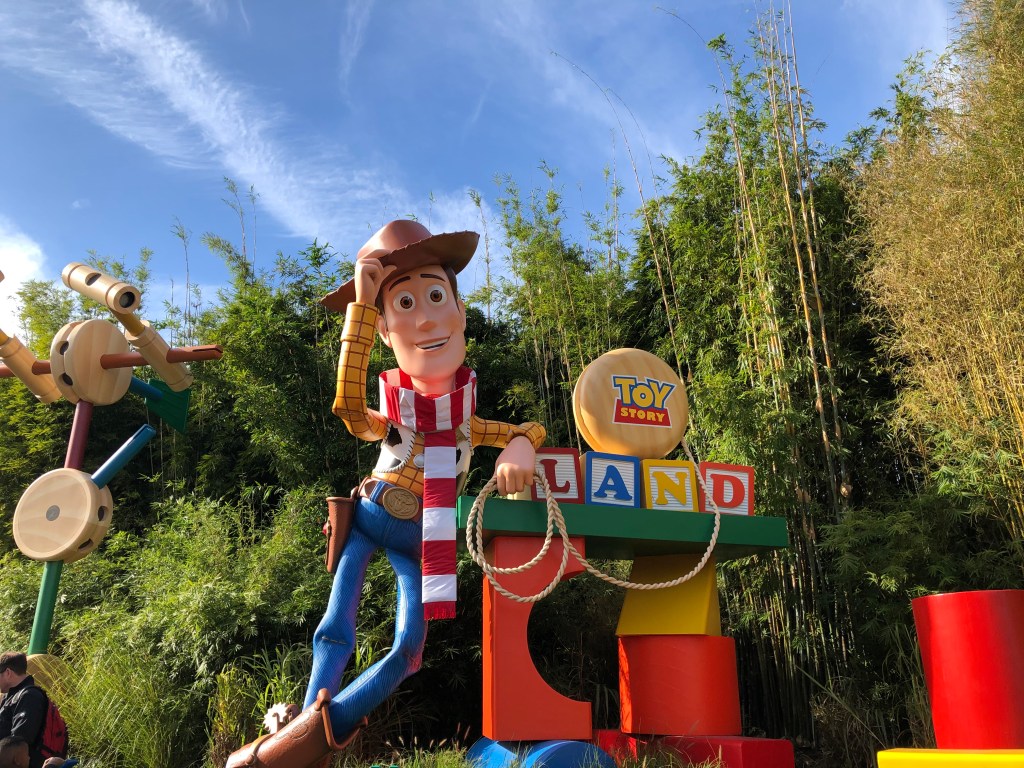 Como conseguir ir em uma atração disputada da Disney se não peguei o&nbsp;FastPass+?