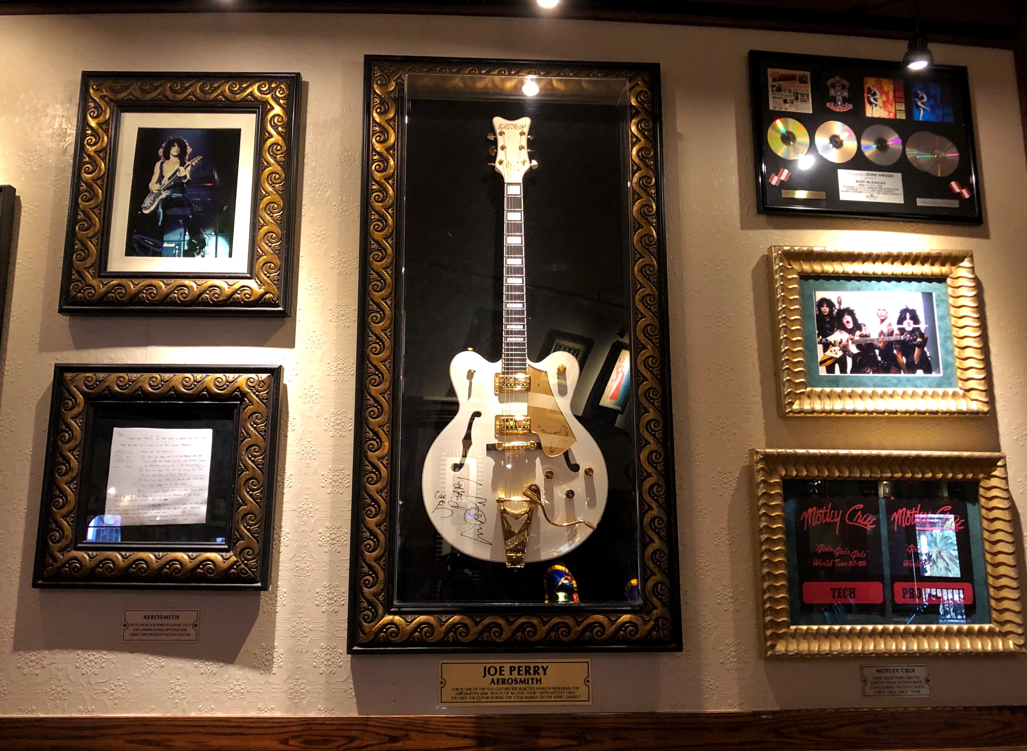 Hard Rock Orlando Joe Perry